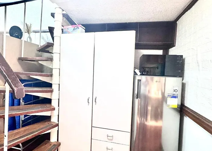 10 Mins To Ali Mall With Parking And Netflix Cook Apartment *