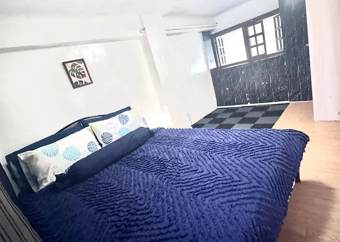 Apartment 10 Mins To Ali Mall With Parking And Netflix Cook